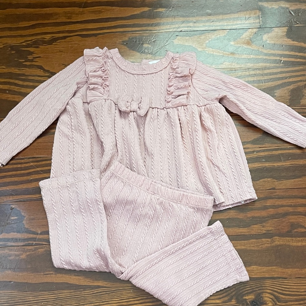 Mini Bean Pink Ruffled cable knit set